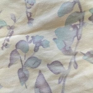 Queen size dove cover and flat sheet and two pillow cases whole set 100 cotton